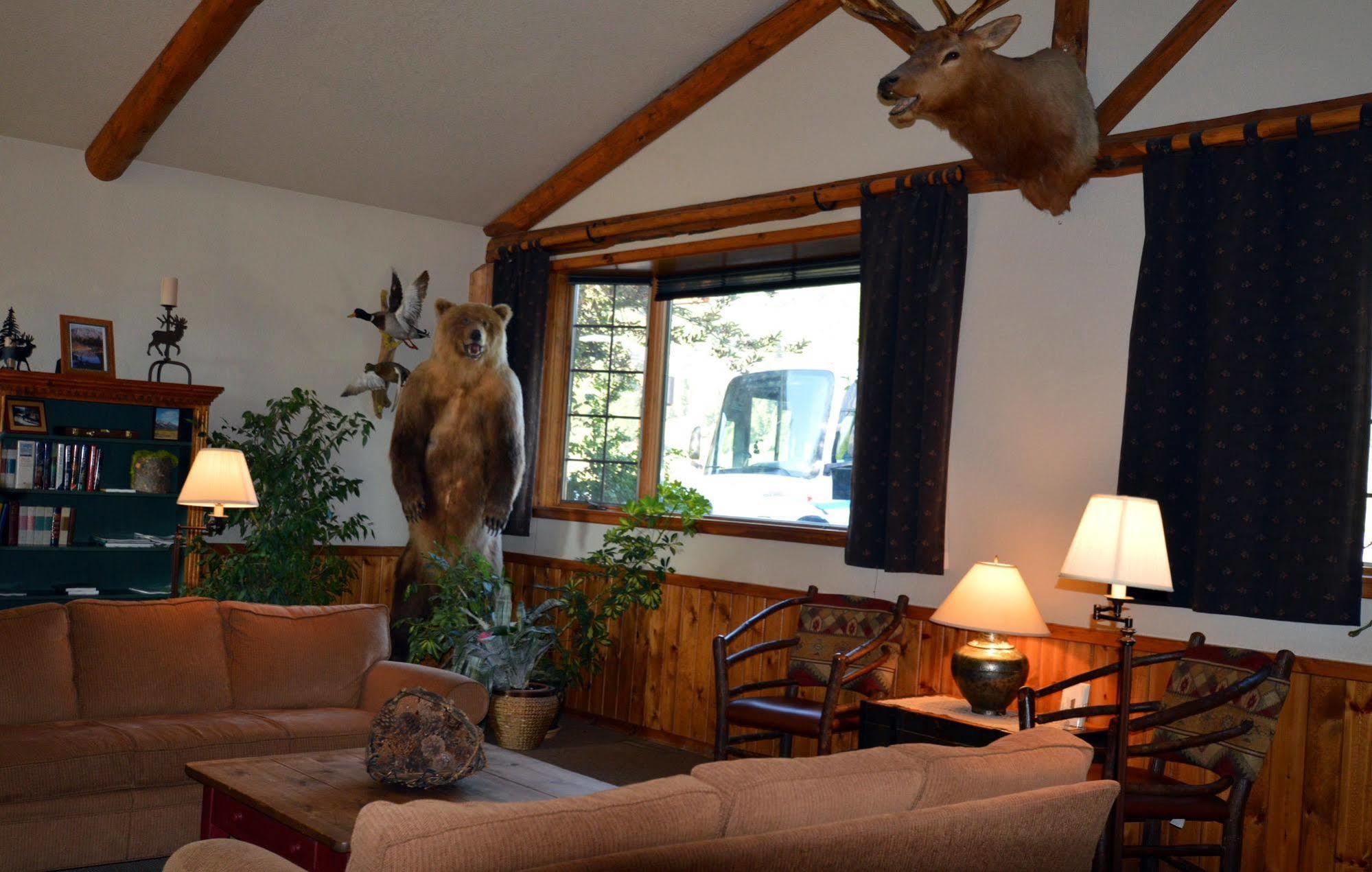 Bucks T4 Lodge Big Sky Bagian luar foto