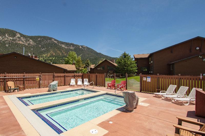 Bucks T4 Lodge Big Sky Bagian luar foto